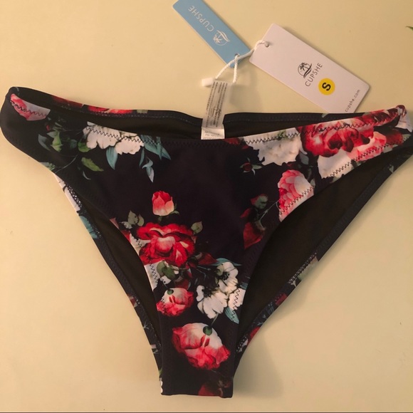 CUPSHE Navy -Floral Ruffle Bikini - Picture 13 of 16
